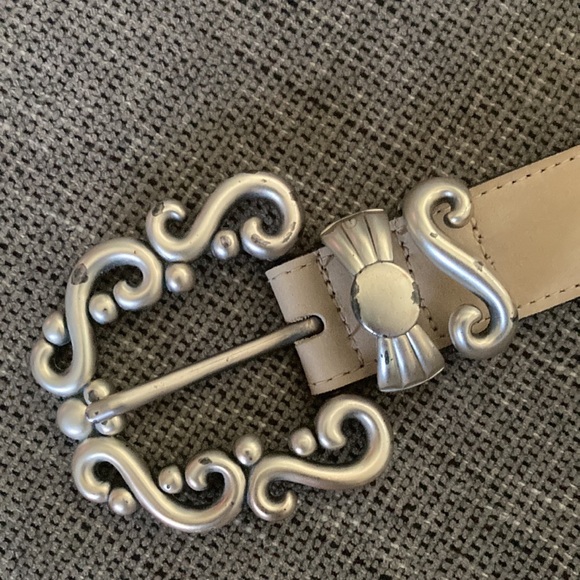 Vintage 90s Streets Ahead large Buckle Statement Belt Conchos leather small - Picture 6 of 12